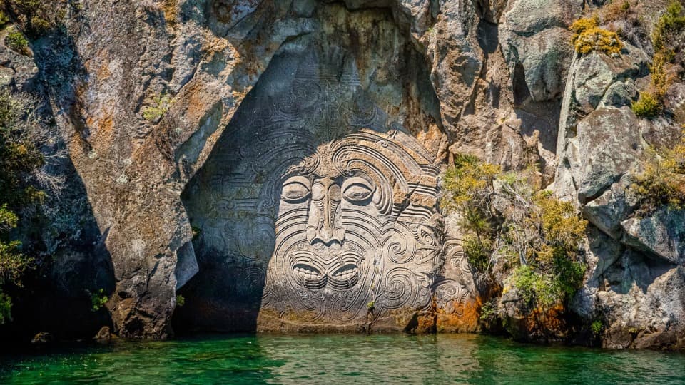 Bildhauerei über Wasser